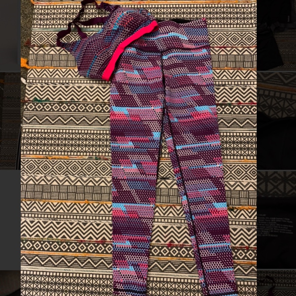 Victoria Secret Leggings and Sports Bra Set